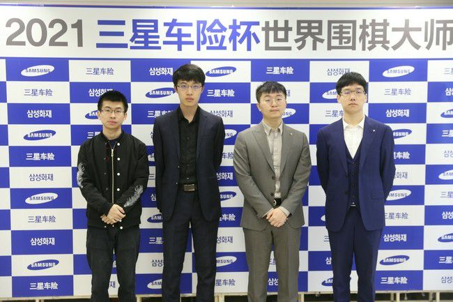 3月28日，由刘若英执导、张一白监制，周冬雨、井柏然主演的青春文艺电影《后来的我们》官方发布了电影插曲《爱了很久的朋友》MV，周冬雨转发该条视频并附文称;那个爱了很久的朋友，你还好么，引起了网友在评论中回复自己很好的调侃风潮